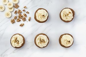 banana & walnut cupcake