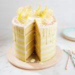 Lemon drizzle cutting cake