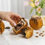 Arapina chocolate almond croll