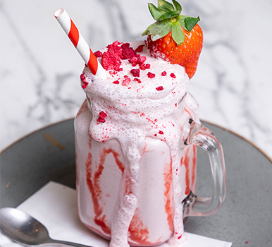 Strawberry & Cream milkshake