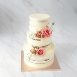 Wedding three tiers half masked