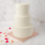 Wedding three tiers masked