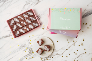 thank you triple chocolate & salted caramel brownie box