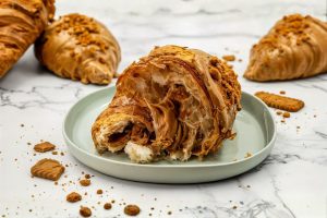 biscoff croissant