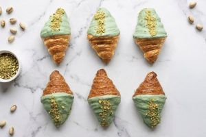 pistachio croissant