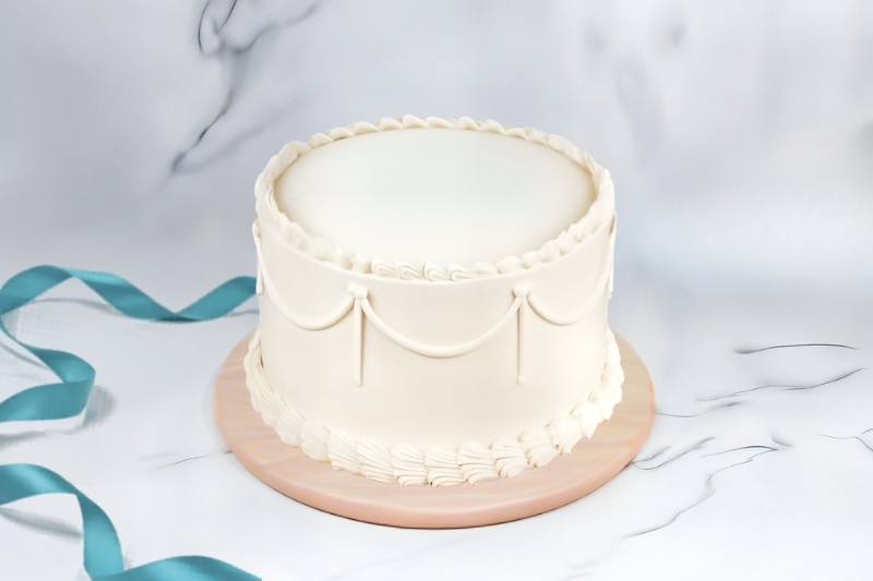 Arapina minimal vintage cake