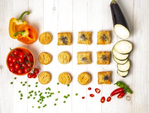 mini spiced aubergine puff pasty – box of 30 (subscription)